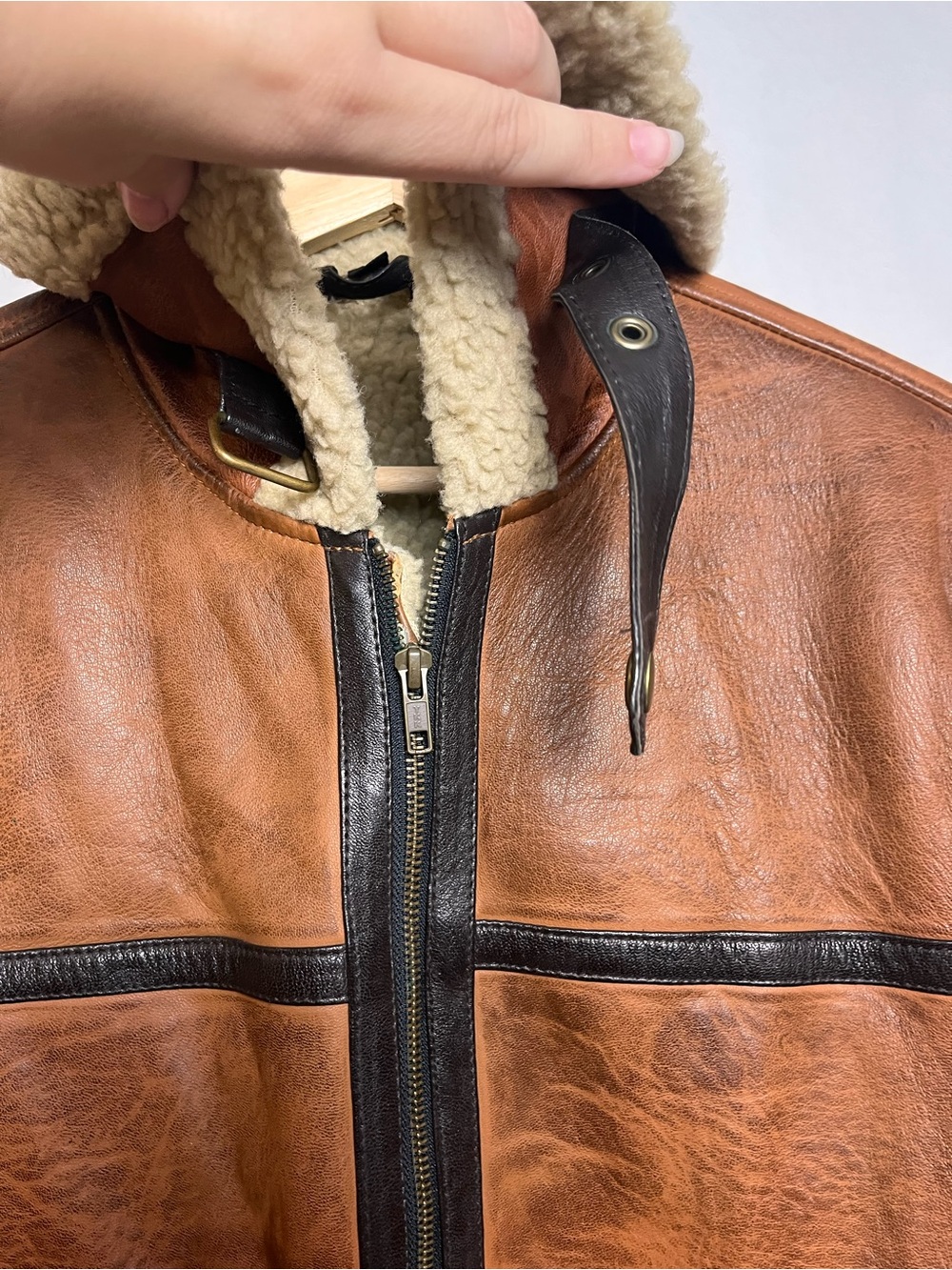 Sherpa-Lined Brown Leather Jacket - Picture 8 of 9